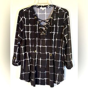 NWOT DB EST. 1962 ARTSY SHOELACE TOP